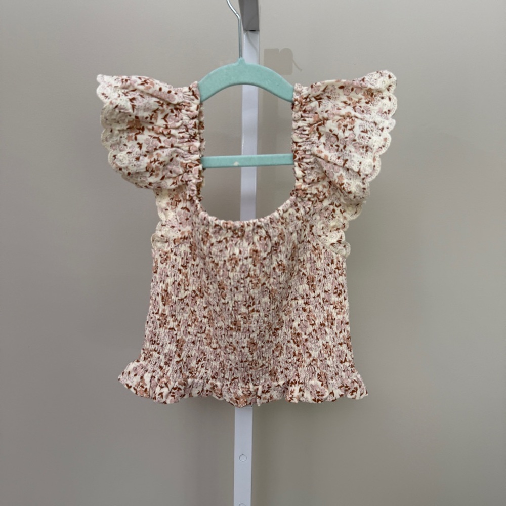 Rylee + Cru
Teen Zayla Top In Wildflower size 12 new with tag - Picture 6 of 6